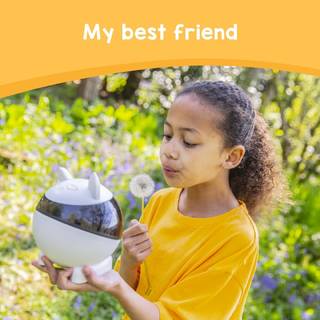 A STORY OF FRIENDSHIP Winky is not only a child’s robot companion, he is their best friend. 🥰 A best friend to count on for laughs, challenges and developmentTag a friend in the comments who can always count on you.❤️#winky #robot #awakening #friendship #friends #kids #challenge #kidsgames #laugh